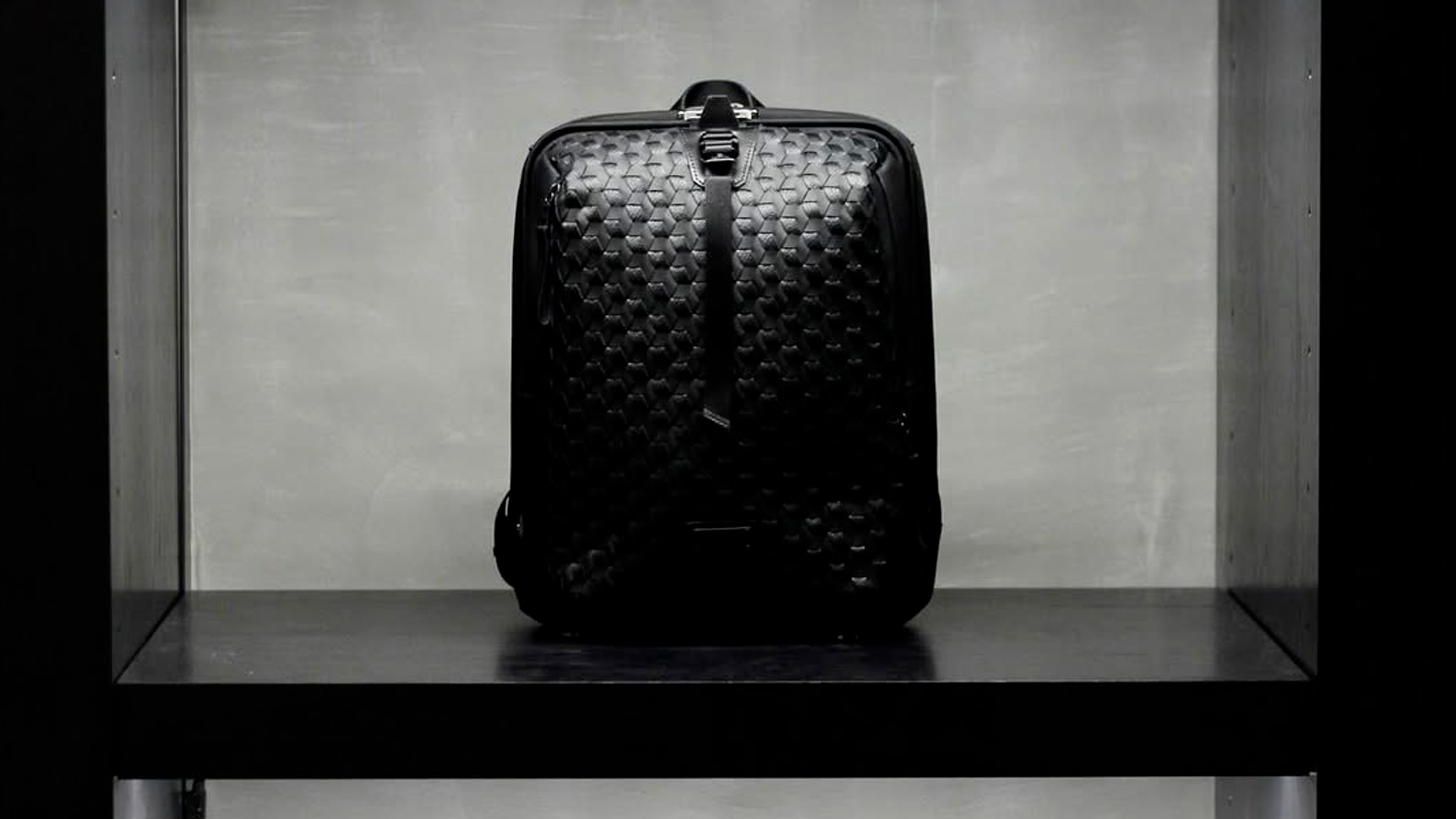 ここにしかない一品を。】QUARTZ SHINSAIBASHI Exclusive Collection